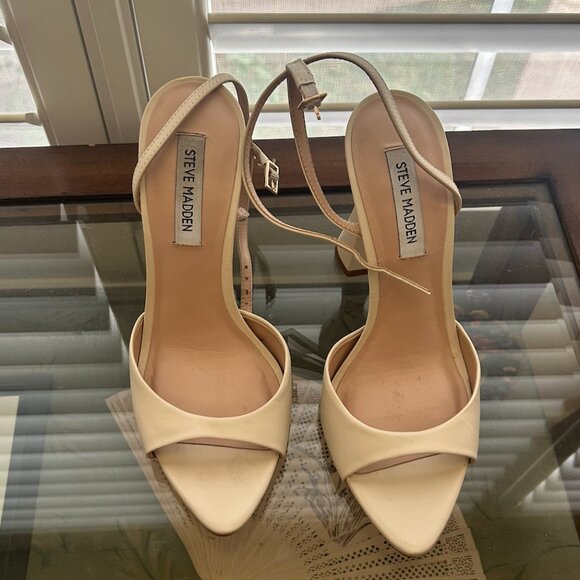 Steve Madden Heels - Picture 1 of 4